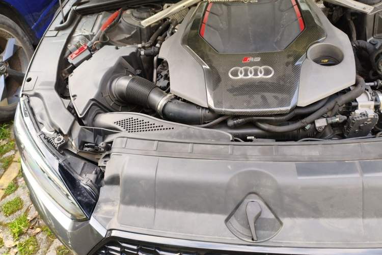 Used Audi S5 2017 S5 3.0T Sportback Engine Bay Right
