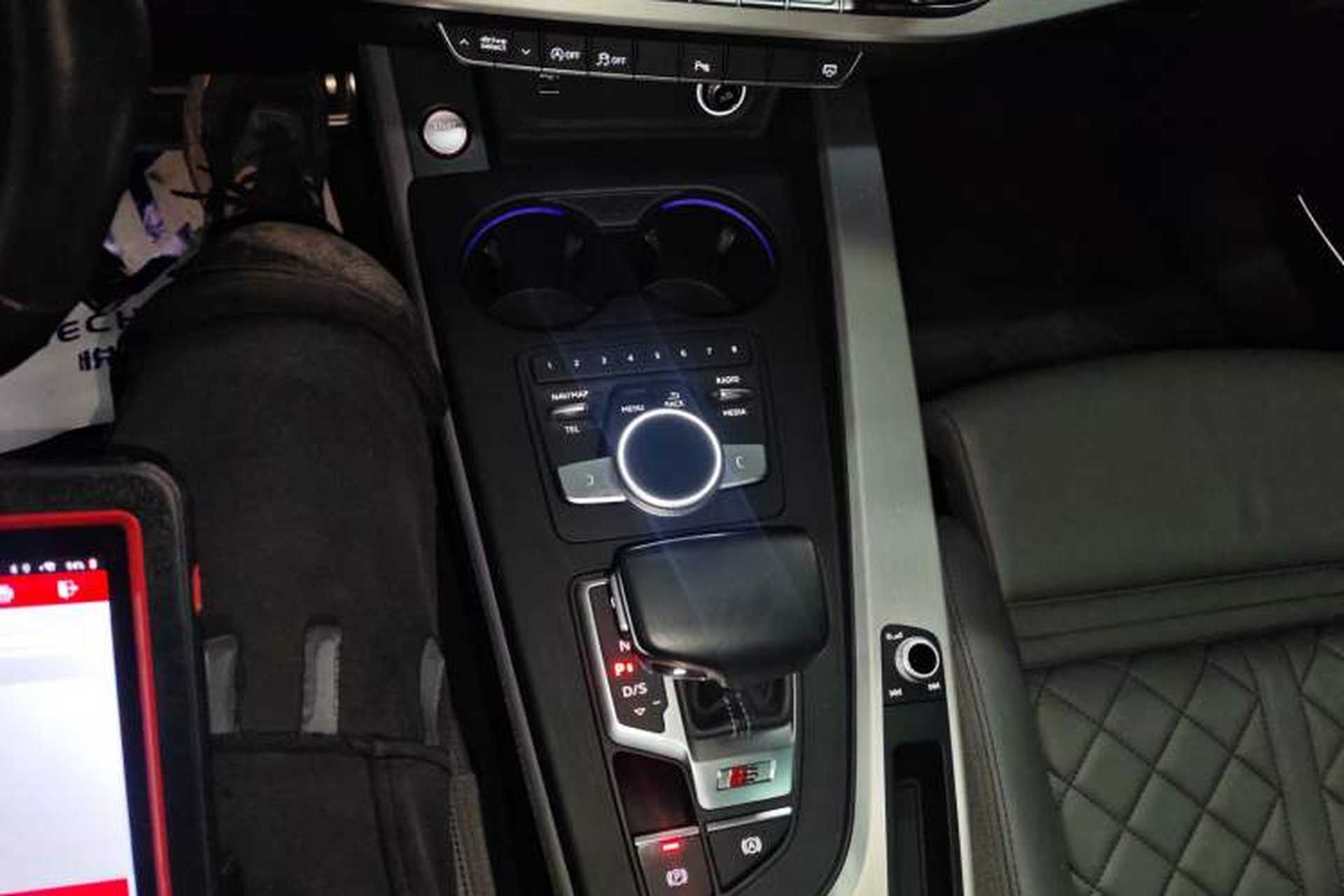 Used Audi S5 2017 S5 3.0T Sportback Gear Lever
