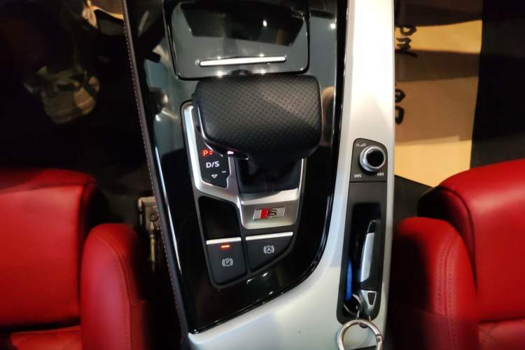 Used Audi S5 2020 S5 3.0T Sportback Gear Lever