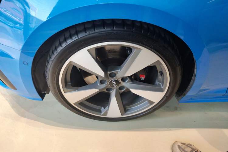 Used Audi S5 2020 S5 3.0T Sportback Left Front Wheel Hub