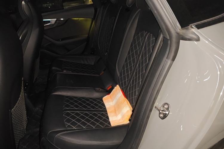 Used Audi S5 2020 S5 3.0T Sportback Left Rear Seat