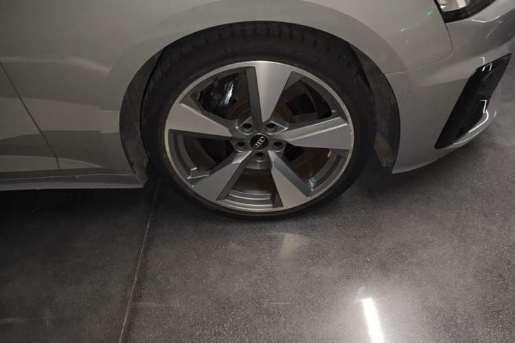 Used Audi S5 2020 S5 3.0T Sportback Right Front Wheel Hub