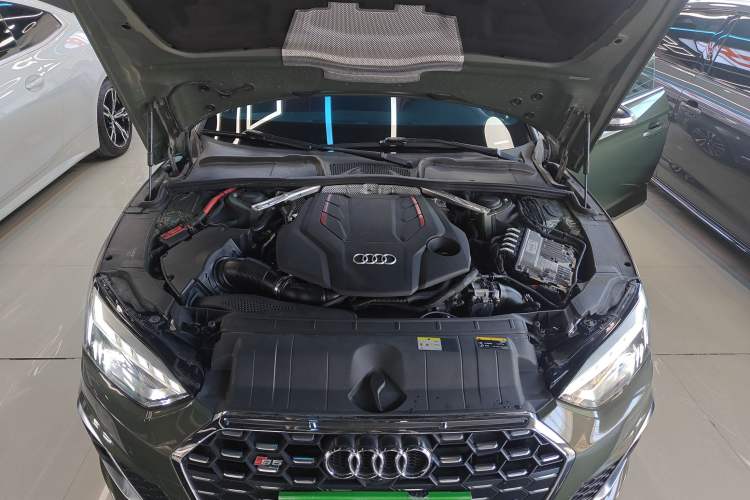 Used Audi S5 2020 S5 3.0T Sportback Engine Bay