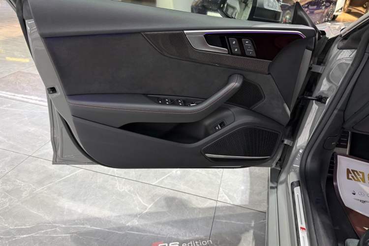 Used Audi S5 2022 S5 3.0T Sportback Interior 9