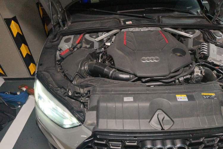Used Audi S5 2023 S5 3.0T Coupe Engine Bay Right