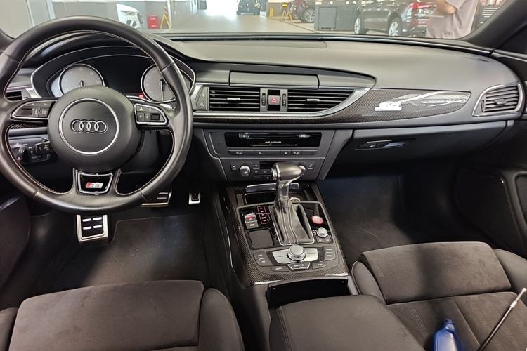 Used Audi S6 2013 S6 4.0TFSI Center Console