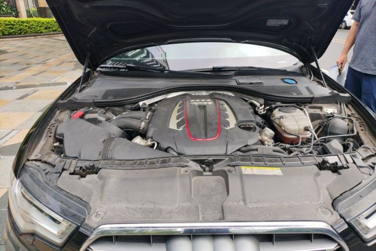 Used Audi S6 2013 S6 4.0TFSI Engine Bay
