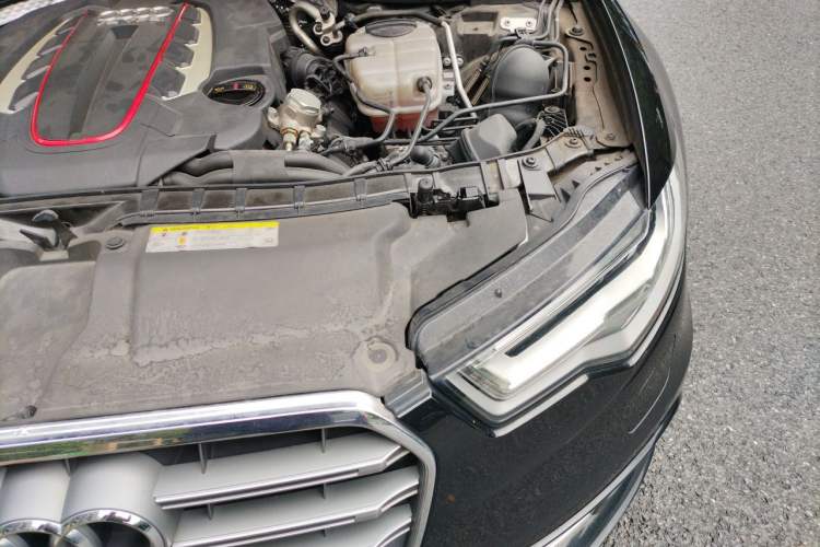 Used Audi S6 2013 S6 4.0TFSI Engine Bay Left