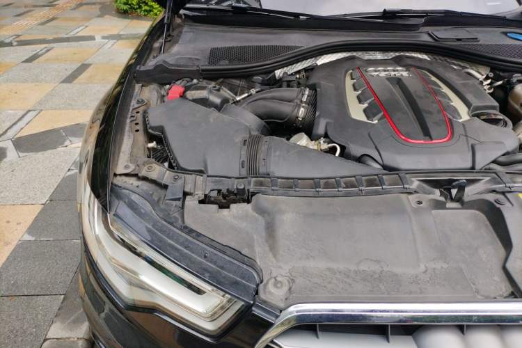 Used Audi S6 2013 S6 4.0TFSI Engine Bay Right