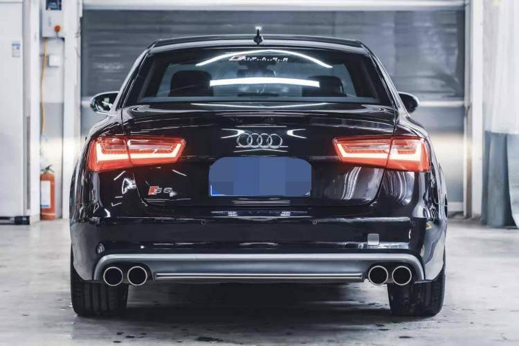Used Audi S6 2013 S6 4.0TFSI Exterior 2