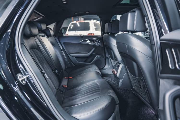 Used Audi S6 2013 S6 4.0TFSI Interior 10