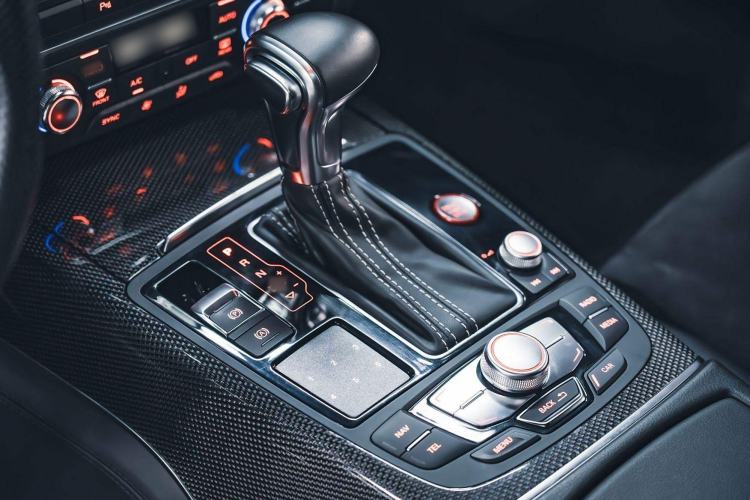 Used Audi S6 2013 S6 4.0TFSI Interior 4