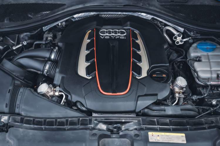 Used Audi S6 2013 S6 4.0TFSI Interior 7