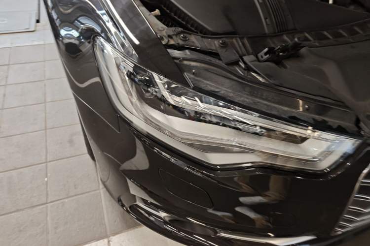 Used Audi S6 2013 S6 4.0TFSI Right Front Headlight