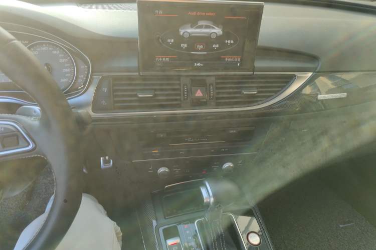 Used Audi S6 2013 S6 4.0TFSI Audio And AC Panel