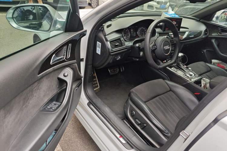 Used Audi S6 2013 S6 4.0TFSI Driver Seat
