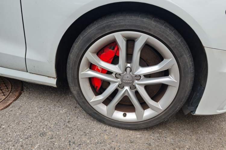 Used Audi S6 2013 S6 4.0TFSI Right Front Wheel Hub