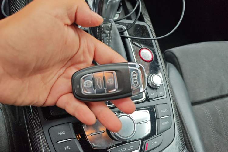 Used Audi S6 2013 S6 4.0TFSI Vehicle Key