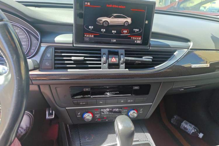 Used Audi S6 2016 S6 4.0TFSI Audio And AC Panel