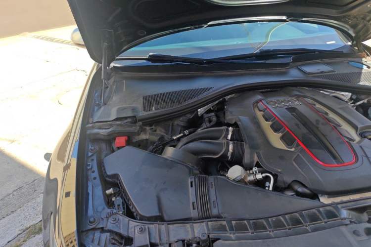 Used Audi S6 2016 S6 4.0TFSI Engine Bay Right