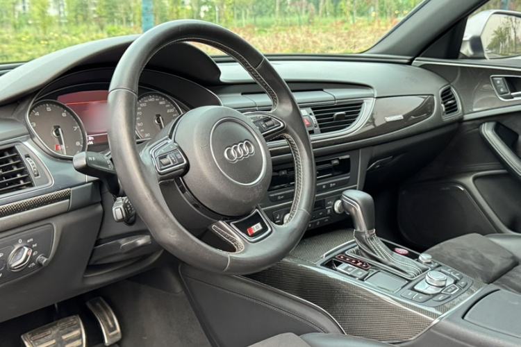 Used Audi S6 2016 S6 4.0TFSI Interior 3