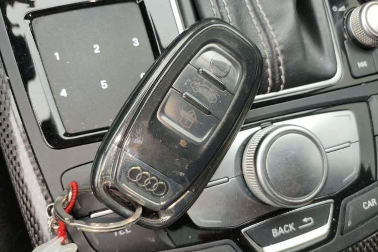 Used Audi S6 2016 S6 4.0TFSI Vehicle Key