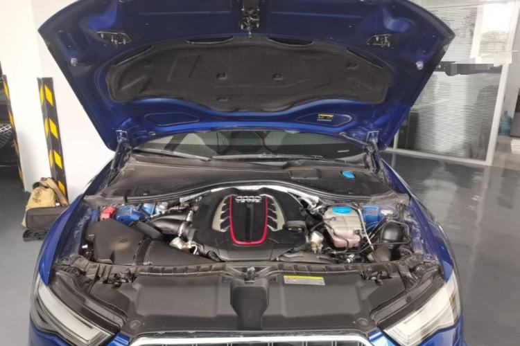 Used Audi S6 2016 S6 4.0TFSI Engine Bay
