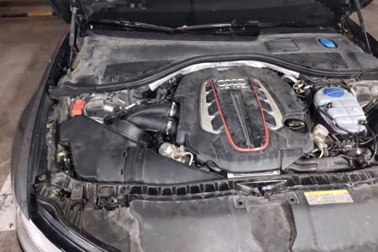 Used Audi S6 2016 S6 4.0TFSI Engine Bay Right