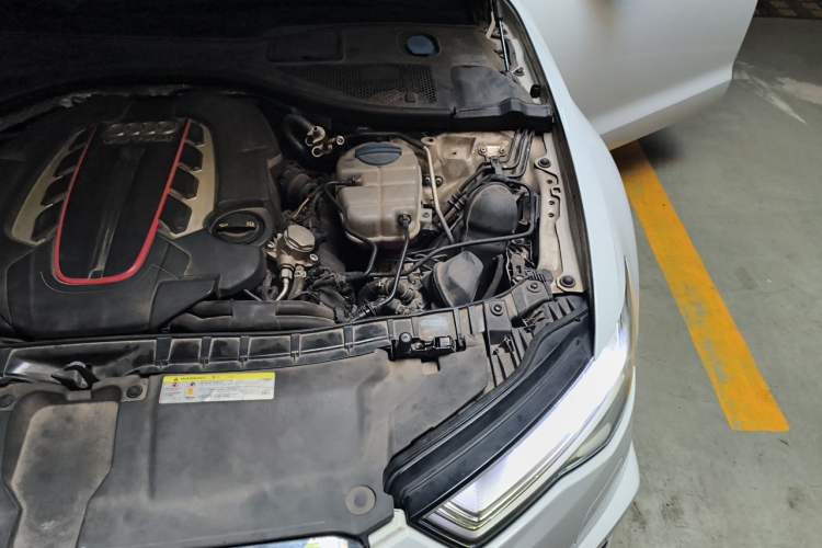 Used Audi S6 2016 S6 4.0TFSI Engine Bay Left