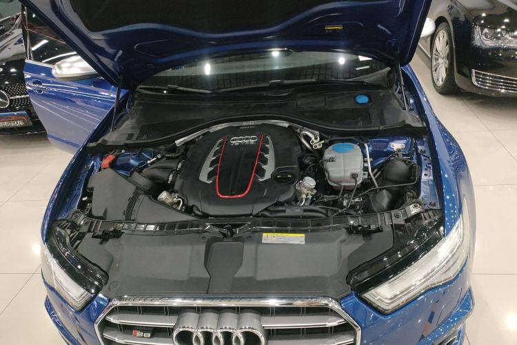 Used Audi S6 2017 S6 4.0TFSI Engine Bay