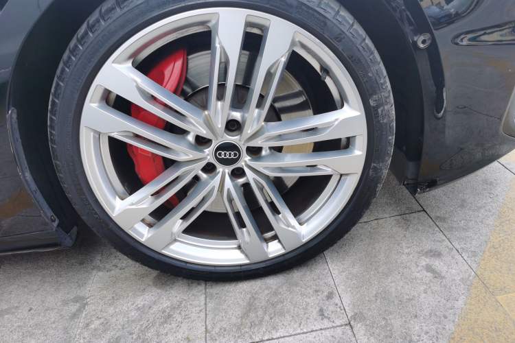 Used Audi S6 2020 S6 2.9T Right Front Wheel Hub
