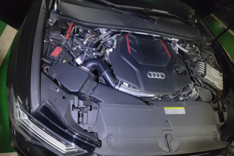 Used Audi S6 2020 S6 2.9T Engine Bay Right