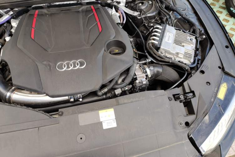 Used Audi S7 2022 2.9 TFSI quattro Engine Bay Left
