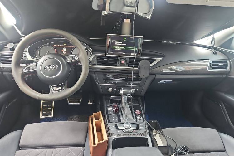 Used Audi S7 2013 4.0 TFSI quattro Interior 3