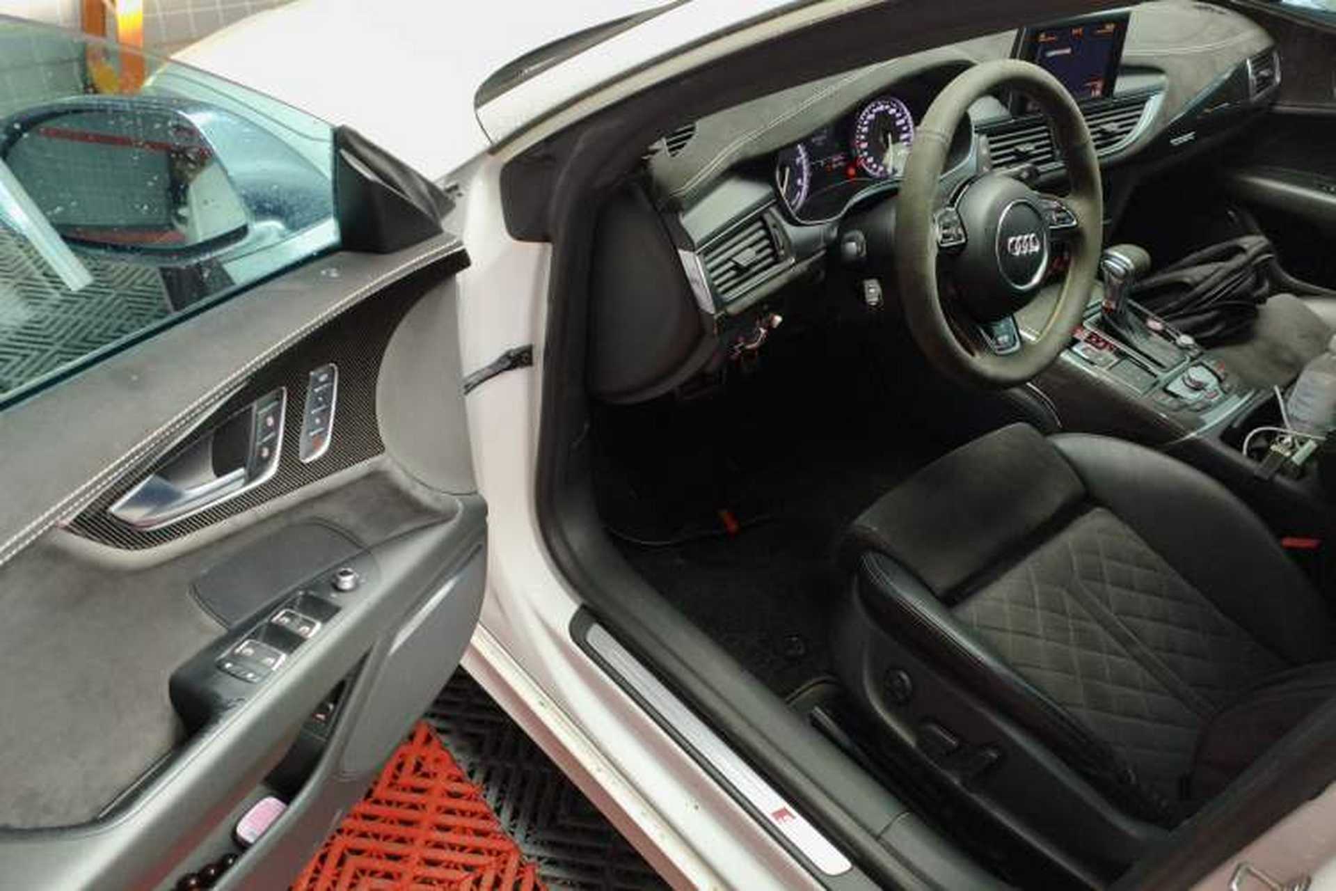 Used Audi S7 2013 4.0 TFSI quattro Interior 3