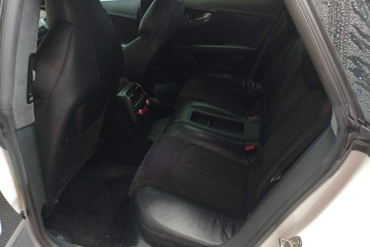 Used Audi S7 2013 4.0 TFSI quattro Interior 4