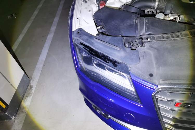 Used Audi S7 2013 4.0 TFSI quattro Right Front Headlight