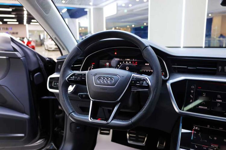 Used Audi S7 2022 2.9 TFSI quattro Interior 8