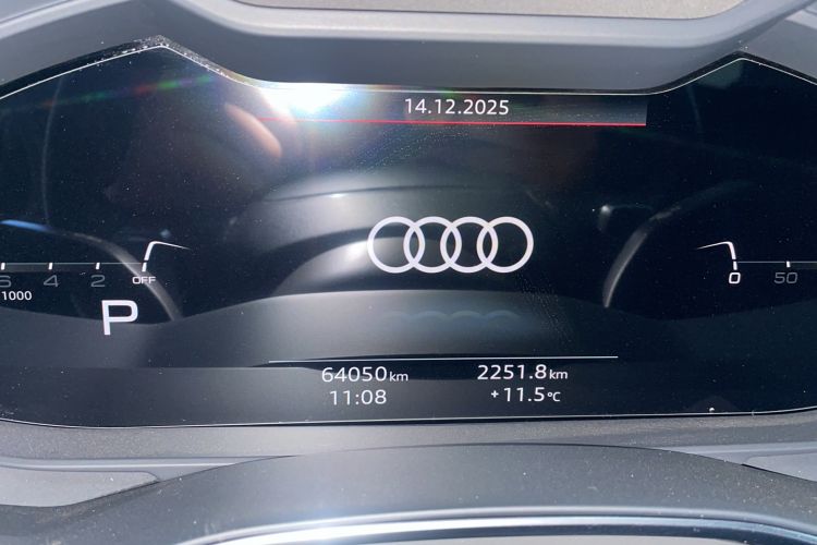 Used Audi S7 2022 2.9 TFSI quattro Odometer Close Up