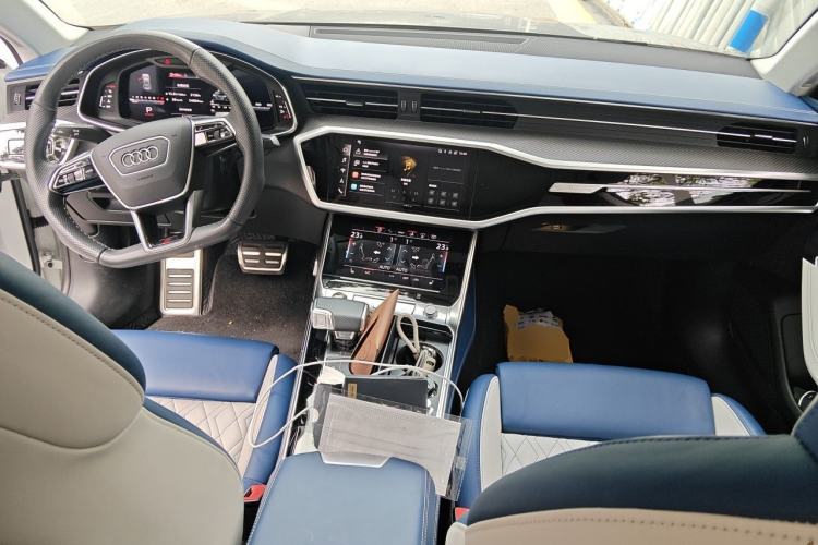 Used Audi S7 2022 2.9 TFSI quattro Center Console