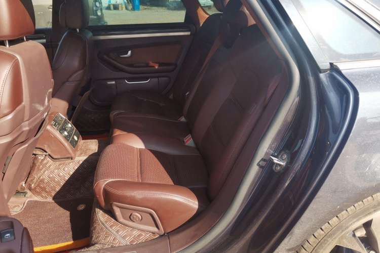 Used Audi S8 2008 S8 5.2 FSI quattro Left Rear Seat