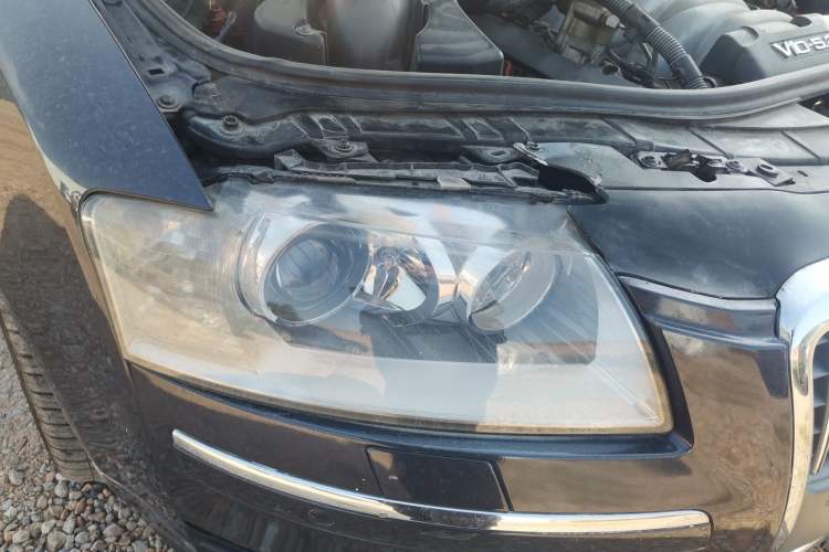 Used Audi S8 2008 S8 5.2 FSI quattro Right Front Headlight