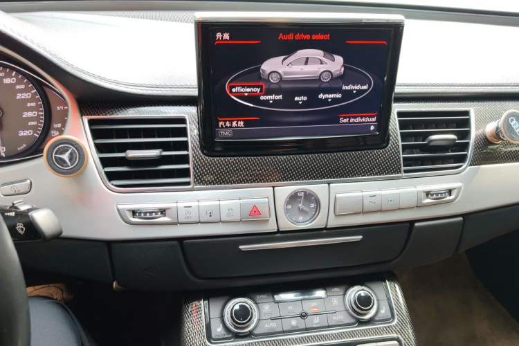 Used Audi S8 2013 S8 4.0TFSI quattro Audio And AC Panel
