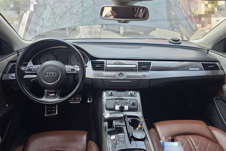 Used Audi S8 2013 S8 4.0TFSI quattro Center Console