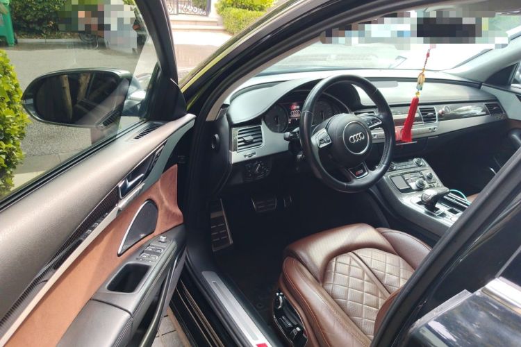 Used Audi S8 2013 S8 4.0TFSI quattro Driver Seat