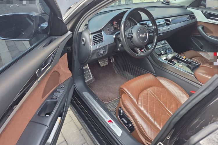 Used Audi S8 2013 S8 4.0TFSI quattro Driver Seat