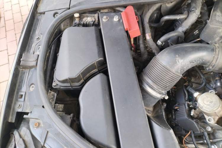 Used Audi S8 2013 S8 4.0TFSI quattro Engine Bay Right