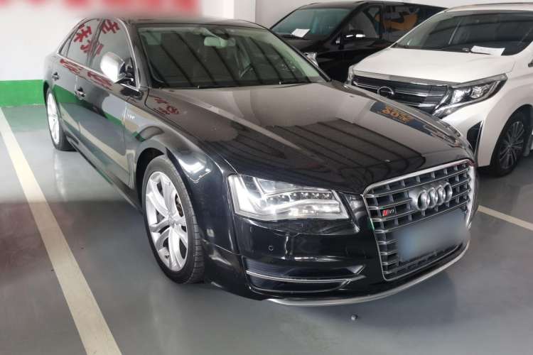 Used Audi S8 2013 S8 4.0TFSI quattro Exterior 2