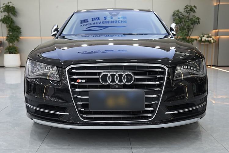 Used Audi S8 2013 S8 4.0TFSI quattro Exterior 4