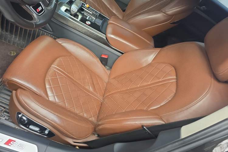 Used Audi S8 2013 S8 4.0TFSI quattro Left Front Seat